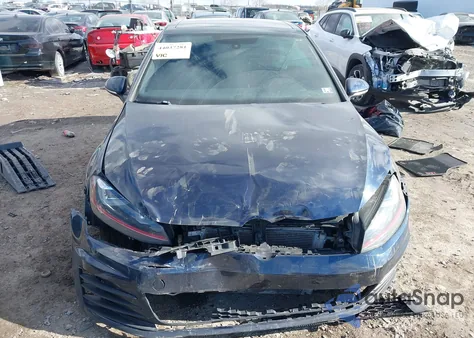 2015 Volkswagen Golf Gti 2.0T Autobahn 4-Door z USA, uszkodzony, nr VIN 3VW4T7AU8FM072280